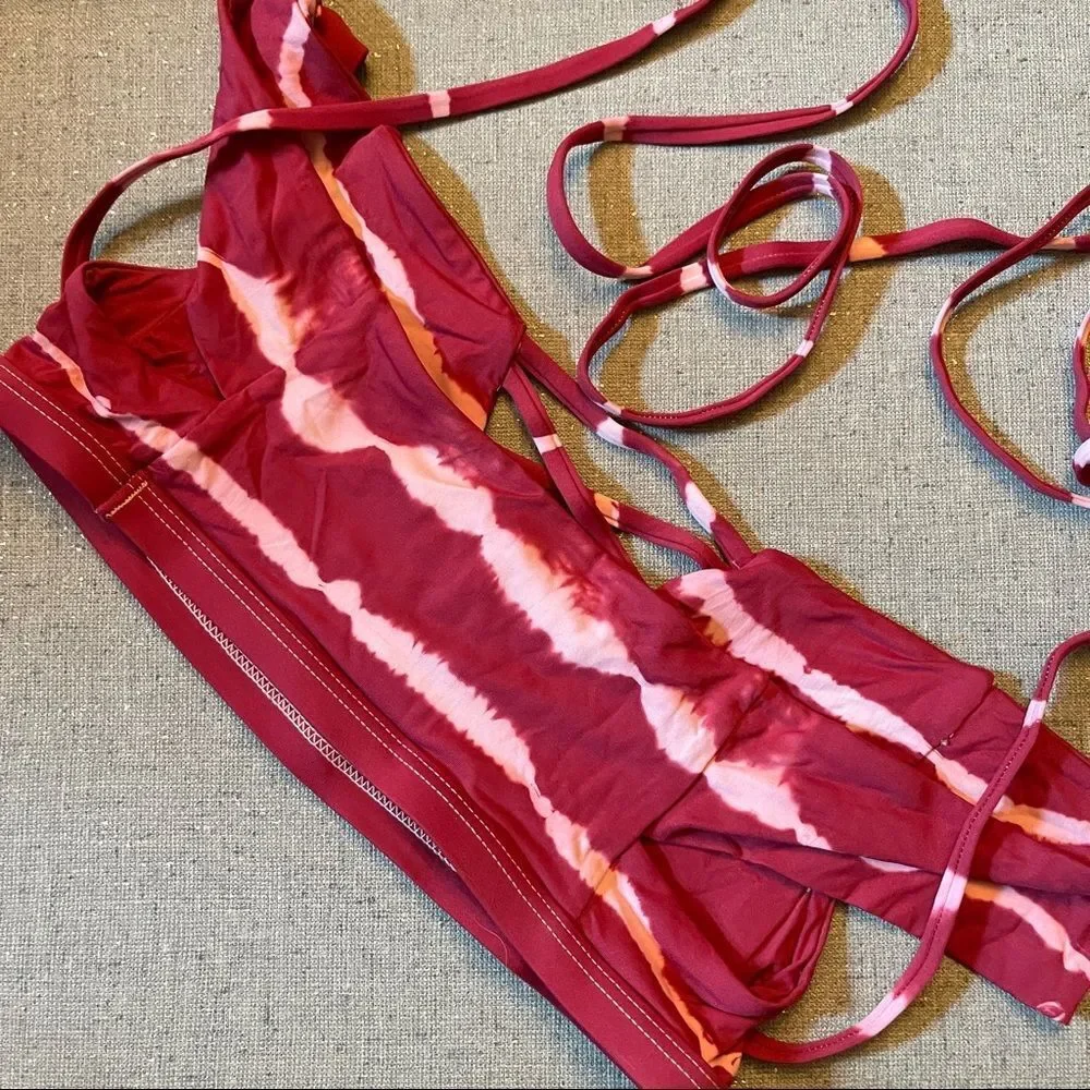 Frankie's Bikinis Off Shoulder Bikini‎ Top